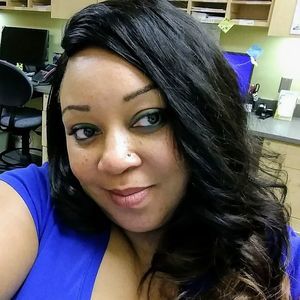 Meet your Posher, Holly